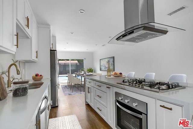 11955 Hatteras Street, Valley Village, CA 91607