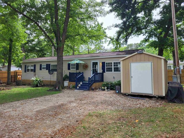 428 East Surfwind Dr., Murrells Inlet, SC 29576