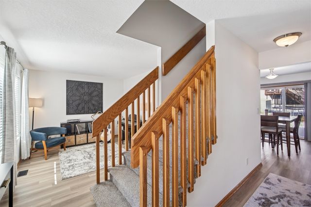 15427 Winston Avenue, Urbandale, IA 50323