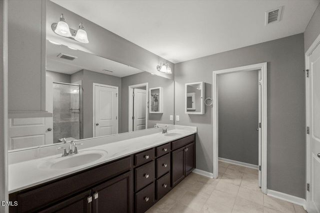 237 Willow Grove Lane, Fuquay Varina, NC 27526