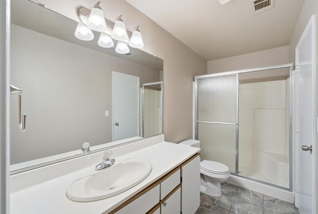 1371 Pepperwood Street, Tulare, CA 93274