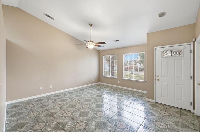 1371 Pepperwood Street, Tulare, CA 93274