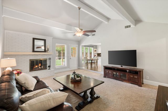 1520 Timbercreek Road, Benbrook, TX 76126