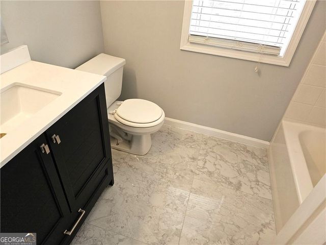 5018 Amber Way NW, Acworth, GA 30102