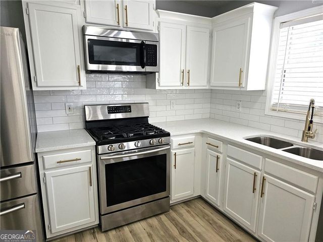 5018 Amber Way NW, Acworth, GA 30102