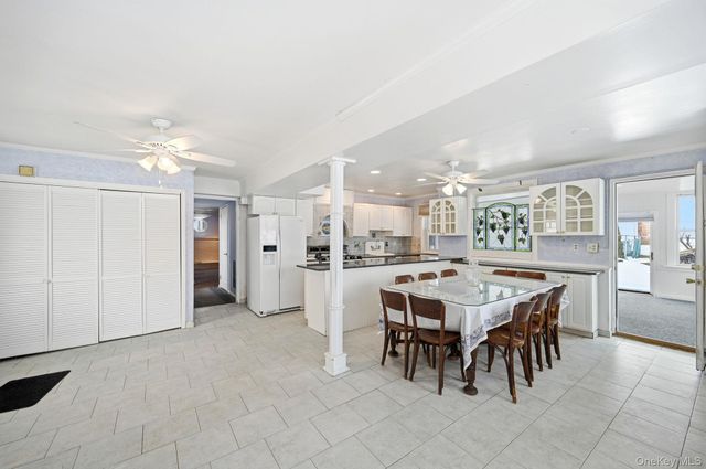 40 Pittsford Way, Nanuet, NY 10954