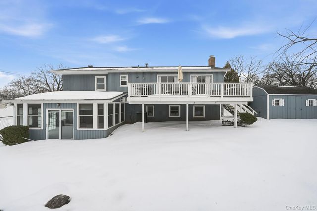 40 Pittsford Way, Nanuet, NY 10954