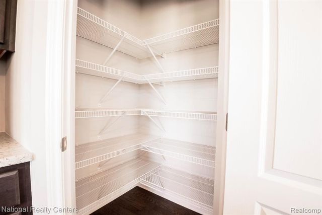 53177 Woodland Meadows, Chesterfield, MI 48047