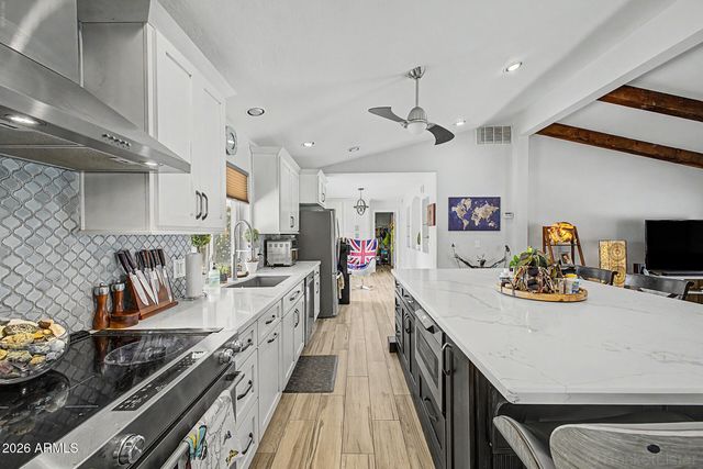 5901 E THUNDERBIRD Road, Scottsdale, AZ 85254