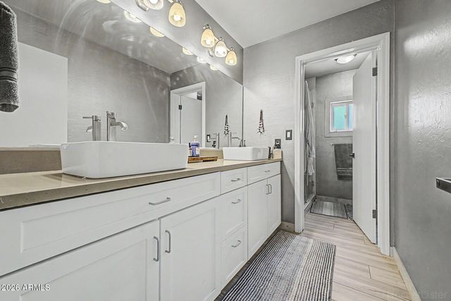 5901 E THUNDERBIRD Road, Scottsdale, AZ 85254