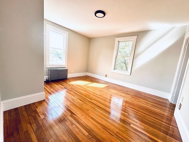 56-58 Lexington St 56, Newton, MA 02465