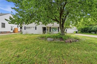 2200 Buena Vista Drive, Wickliffe, OH 44092