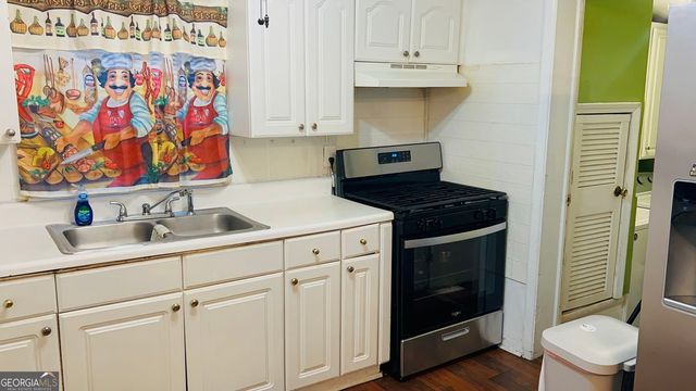 2916 Renfro Drive NW, Atlanta, GA 30318