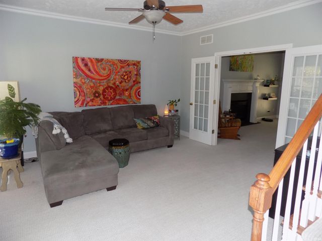 3044 Birdie Circle, Evansville, IN 47725