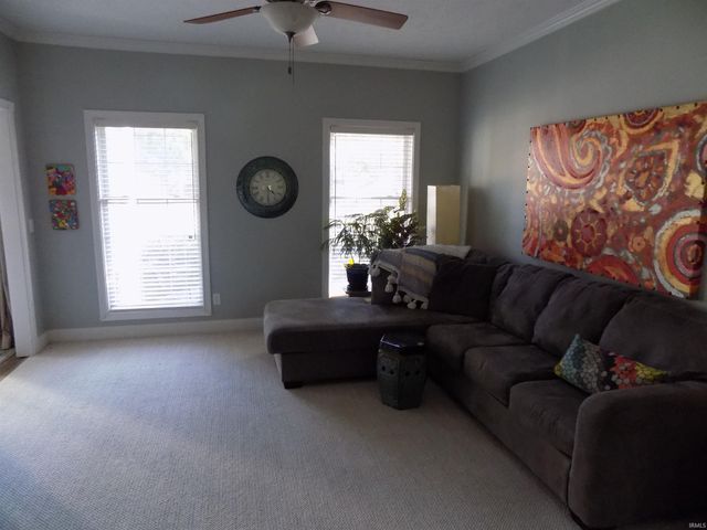 3044 Birdie Circle, Evansville, IN 47725