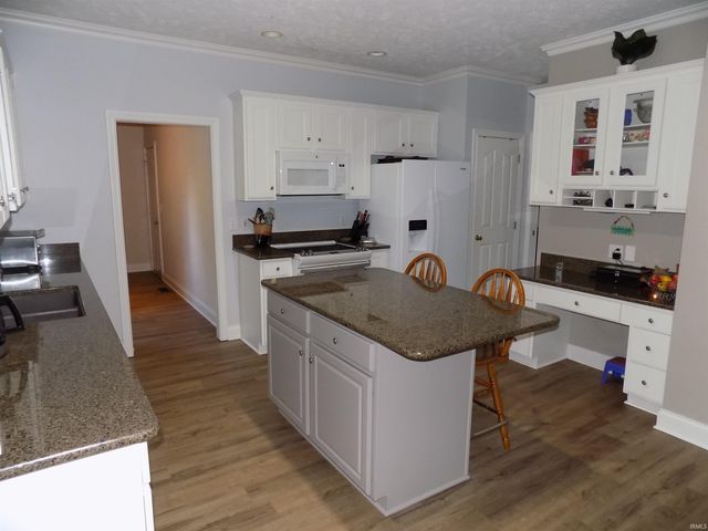 3044 Birdie Circle, Evansville, IN 47725