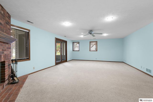 21616 Deer Haven Trail, Eagle, NE 68347