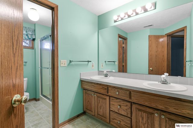 21616 Deer Haven Trail, Eagle, NE 68347