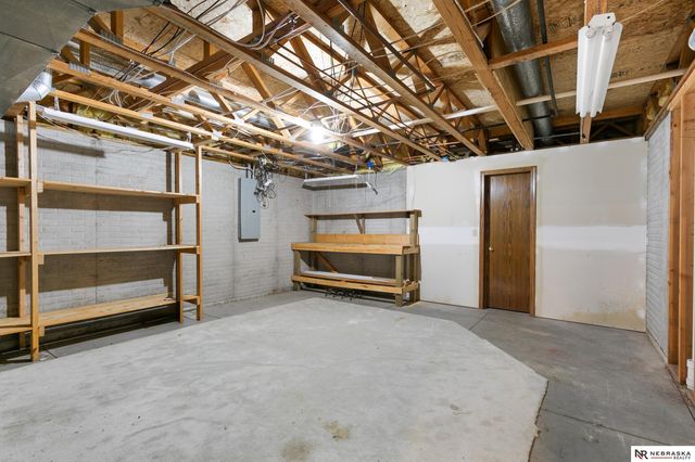 21616 Deer Haven Trail, Eagle, NE 68347