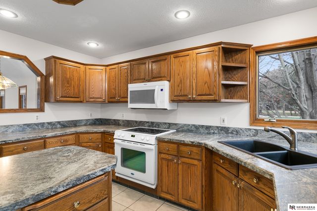 21616 Deer Haven Trail, Eagle, NE 68347