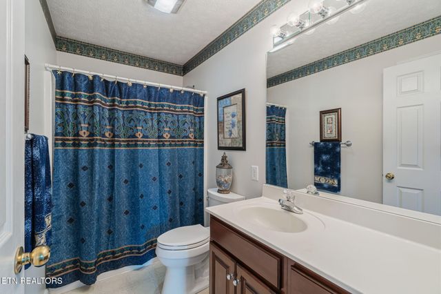 7030 Westerly Winds Rd, Knoxville, TN 37931