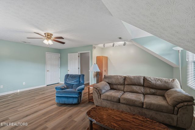 7030 Westerly Winds Rd, Knoxville, TN 37931