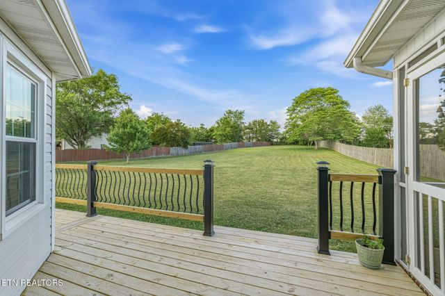 7030 Westerly Winds Rd, Knoxville, TN 37931