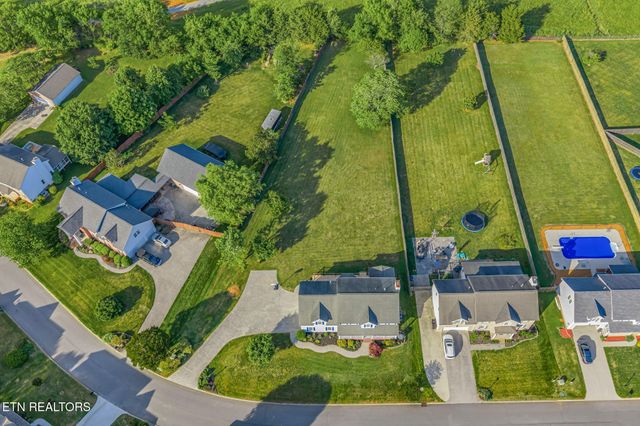 7030 Westerly Winds Rd, Knoxville, TN 37931