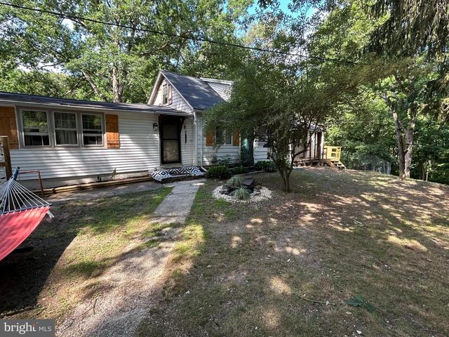 5 SARA RUN LN, Bridgeton, NJ 08302