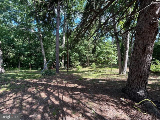 5 SARA RUN LN, Bridgeton, NJ 08302