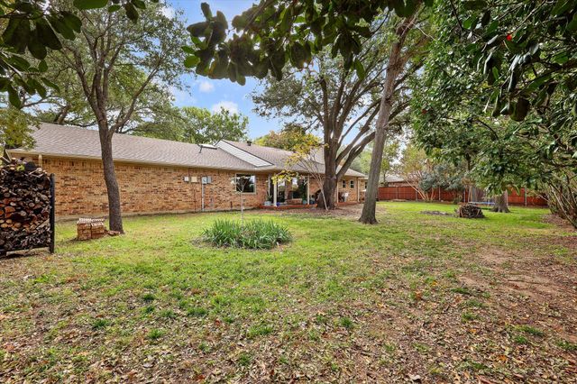 2100 Fairfax Road, Denton, TX 76205