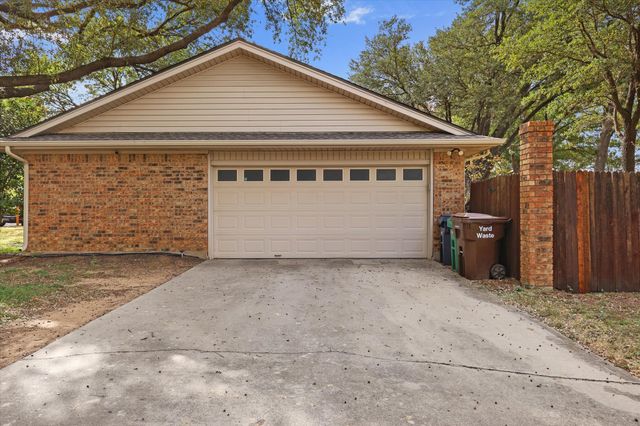 2100 Fairfax Road, Denton, TX 76205