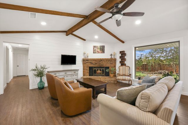 2100 Fairfax Road, Denton, TX 76205