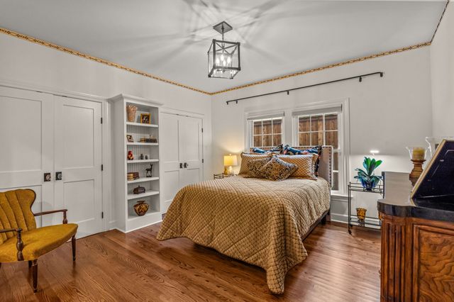 3913 Hamilton Avenue, Fort Worth, TX 76107