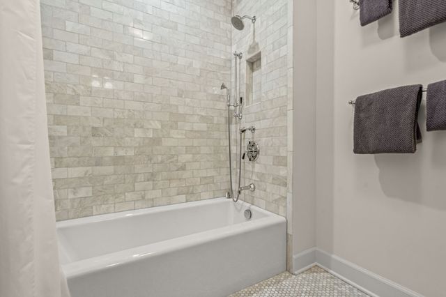 3913 Hamilton Avenue, Fort Worth, TX 76107
