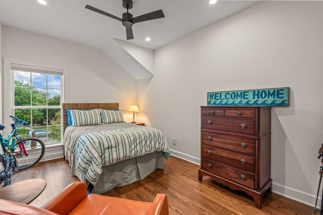 3913 Hamilton Avenue, Fort Worth, TX 76107