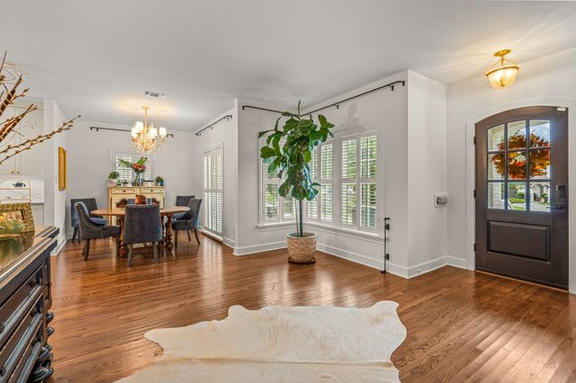 3913 Hamilton Avenue, Fort Worth, TX 76107