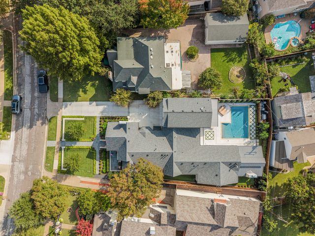 3913 Hamilton Avenue, Fort Worth, TX 76107
