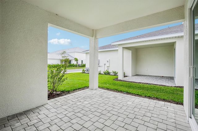 8225 SEAFLOWER PARKWAY, Bradenton, FL 34210