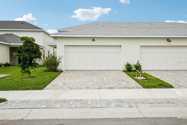 8225 SEAFLOWER PARKWAY, Bradenton, FL 34210
