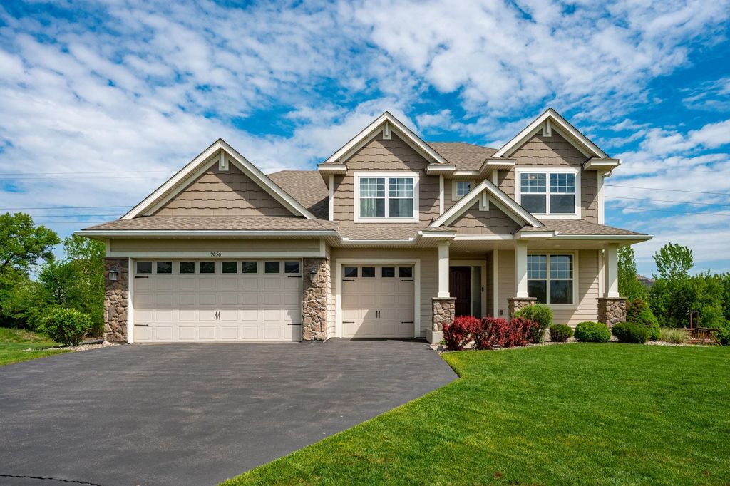 9856 7th Street N, Lake Elmo, MN 55042