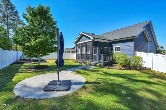 1528 Mallard Trace Drive, Wendell, NC 27591