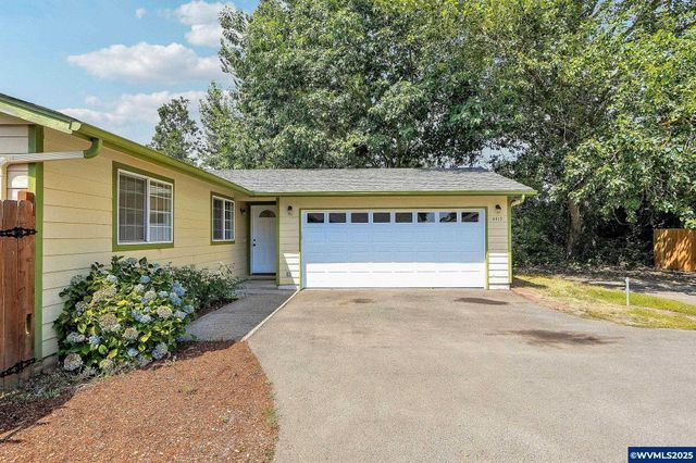 4419 Sesame Ln NE, Salem, OR 97305