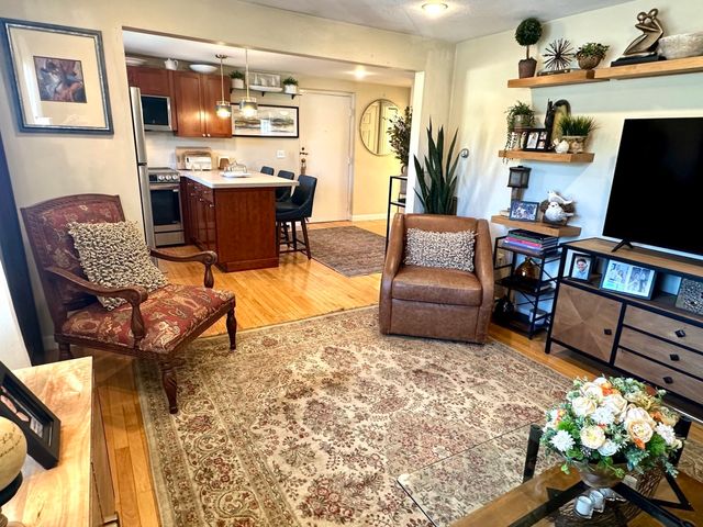 31 Pond Street 23, Waltham, MA 02451