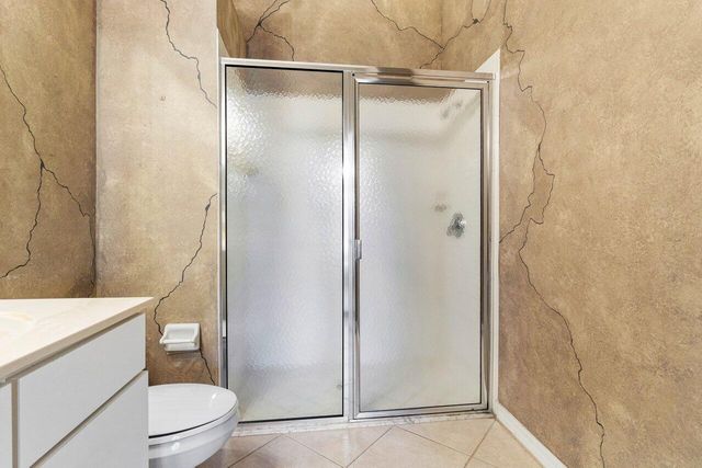 8451 Logia Circle, Boynton Beach, FL 33472
