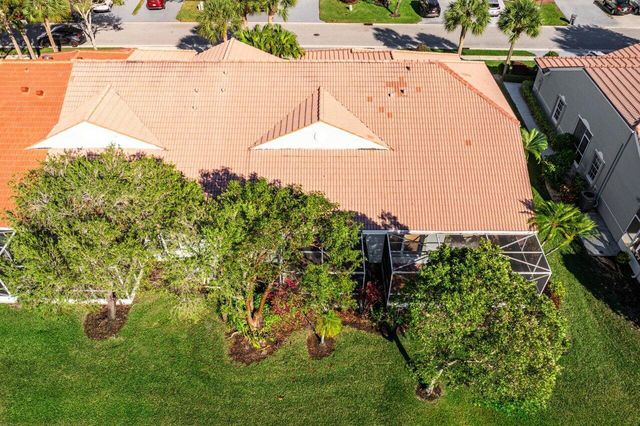 8451 Logia Circle, Boynton Beach, FL 33472