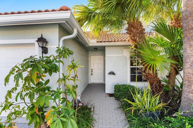 8451 Logia Circle, Boynton Beach, FL 33472