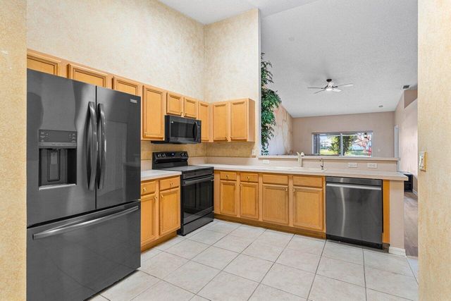 8451 Logia Circle, Boynton Beach, FL 33472