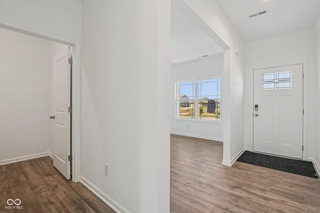 217 Holly Lane, Greenfield, IN 46140