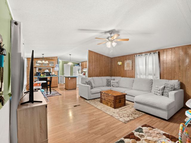 335 Ebbie Perkins, Deridder, LA 70634